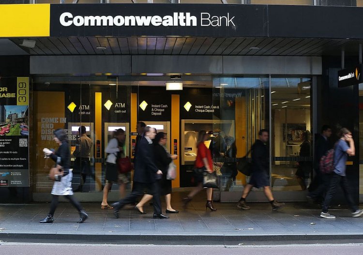 Recovery of Commonwealth Bank Services After Intermittent Issues